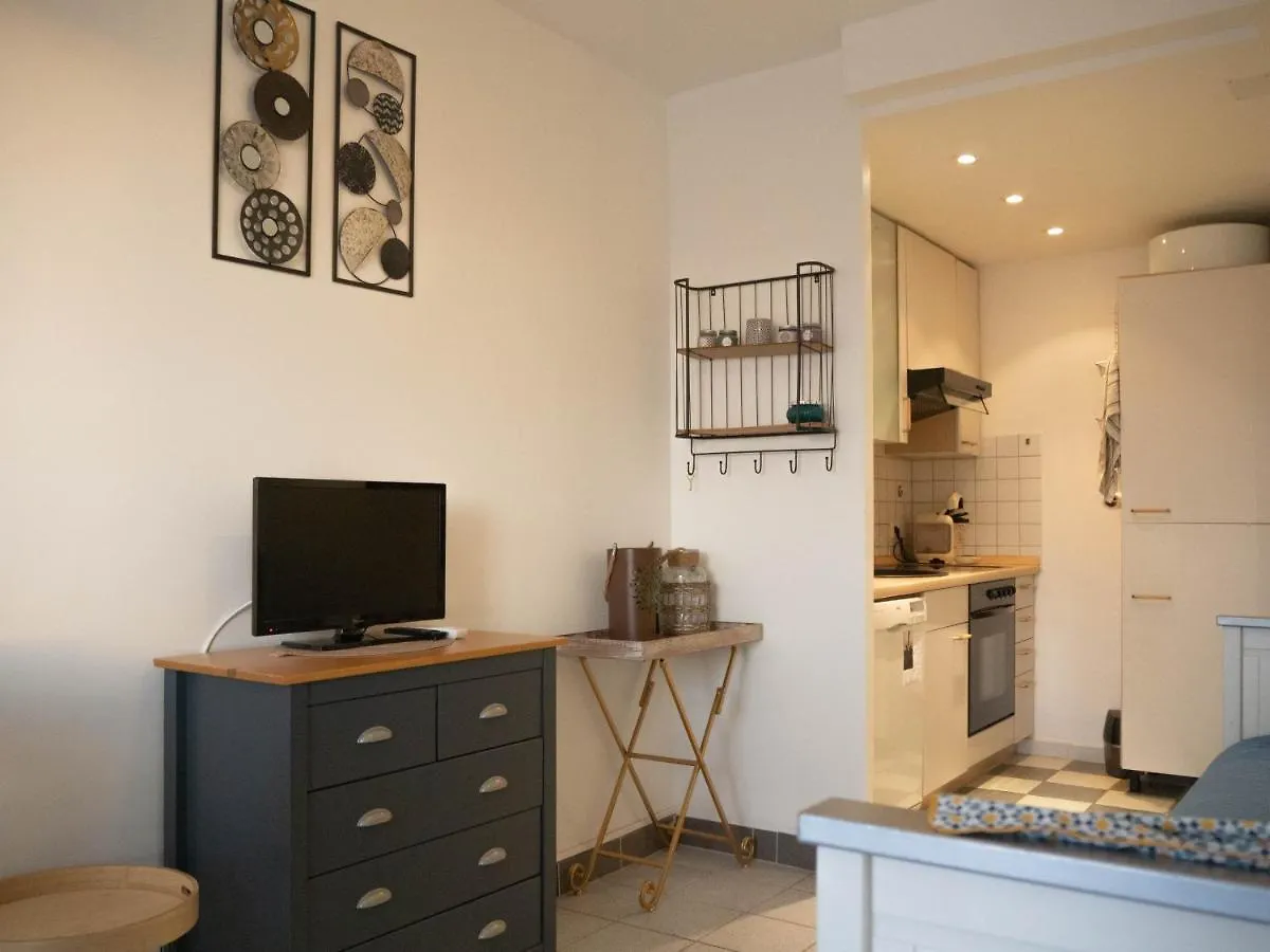 Catalunya Apartament Per 4 Persones En Edifici Del Passeig Maritim Amb Vistes Sobre La Vall D'Aro Platja d'Aro Spain